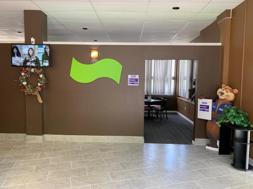 Travelodge By Wyndham Lake George Ny Zewnętrze zdjęcie